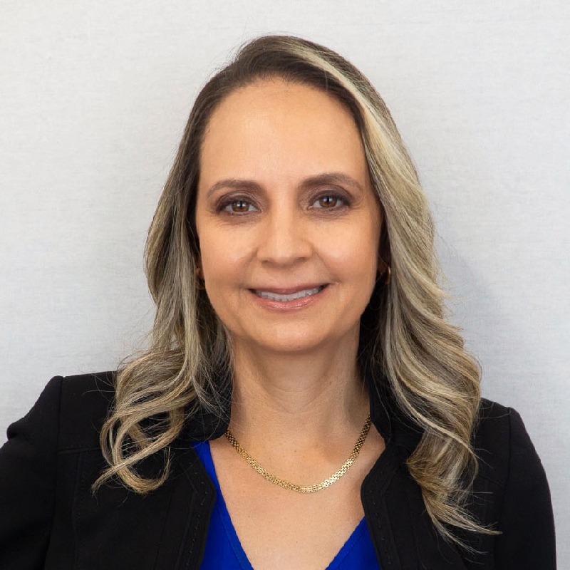 Dr. Adriana Barrera