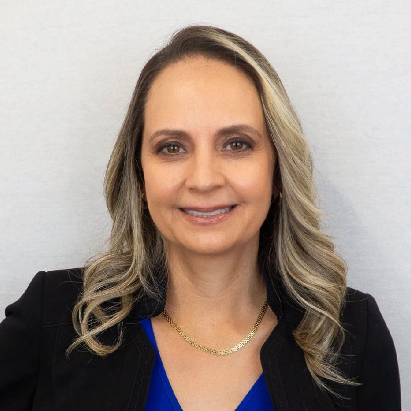 Dr. Adriana Barrera
